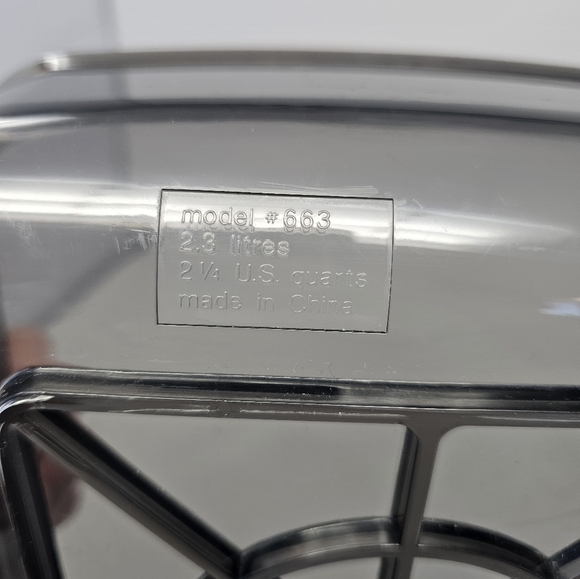 FoodSaver Square Vacuum Sealing 2.25 Qt Quick Marinating Canister Marinade #663 - Picture 7 of 7